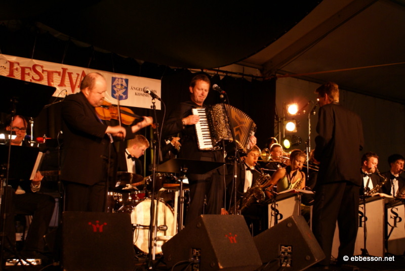 DSC07196.JPG - Sir Prajz Big Band med Kalle Moreus & Bengan Janson