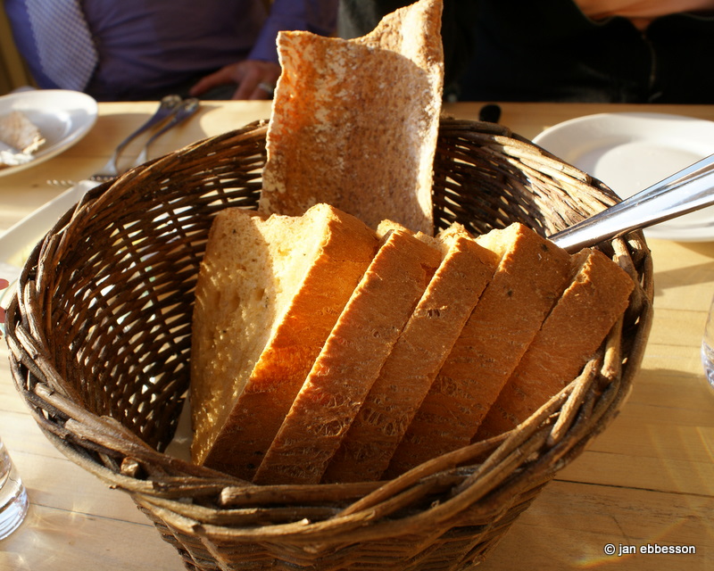 DSC02838.JPG - Dinner at Klitterhus - Bread