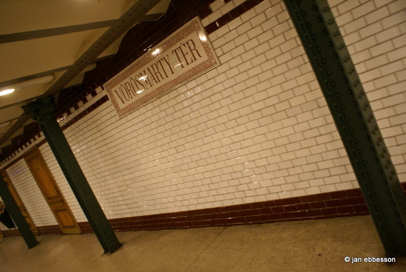 DSC01721.JPG - Metro Linje M1 - världens äldsta som öppmade 1896