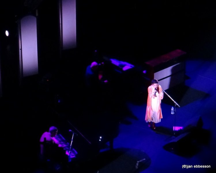DSC02706.JPG - Katie Melua på scen i Konserthuset i Köpenhamn