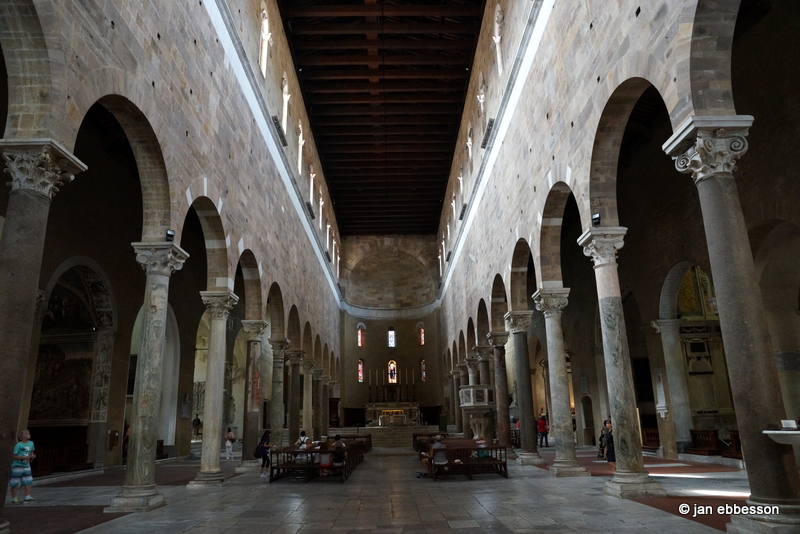 DSC01555.JPG - Lucca - St. Frediandos Basilica