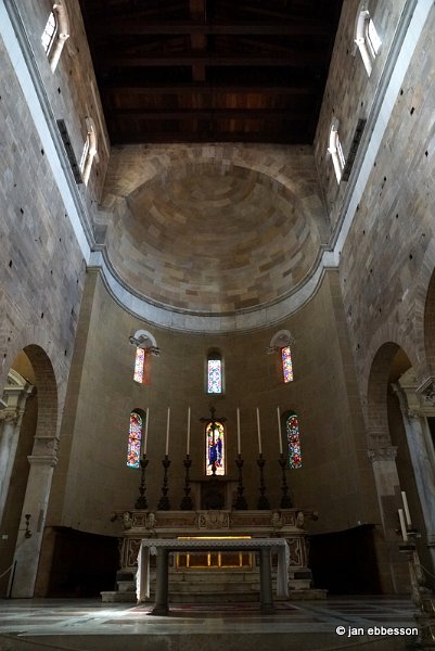 DSC01562.JPG - Lucca - St. Frediandos Basilica