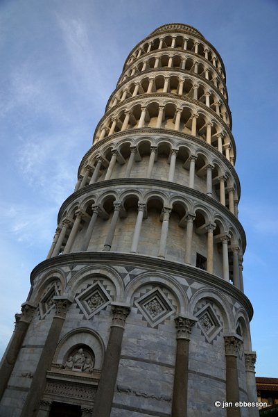 DSC01587.JPG - Lutande tornet i Pisa