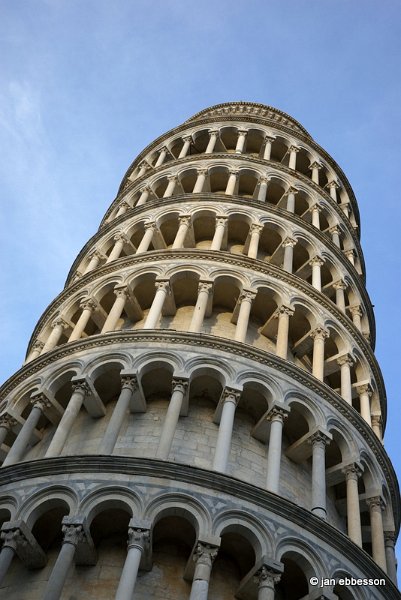 DSC01588.JPG - Lutande tornet i Pisa
