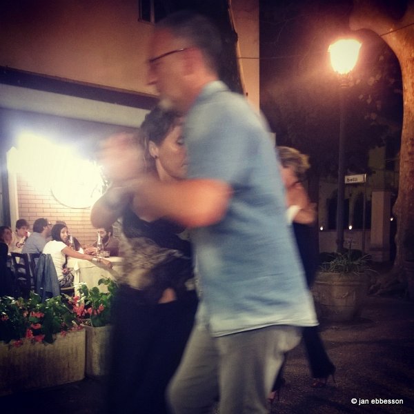 InstagramCapture_a8d61248-f033-4406-9952-c19d56c19b3b_jpg-001.jpg - San Giuliano Terme - Ljusfest och Tango på Ristorante Salustri