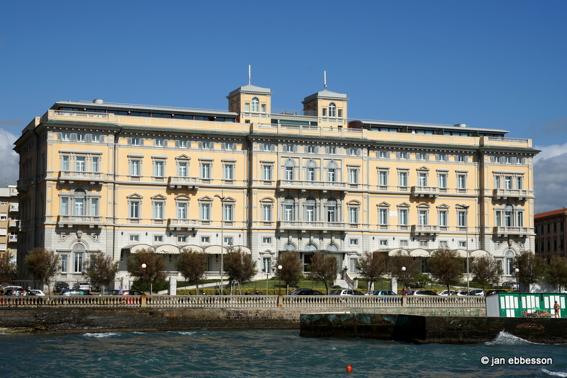 DSC01869.JPG - Livorno - Grand Hotel